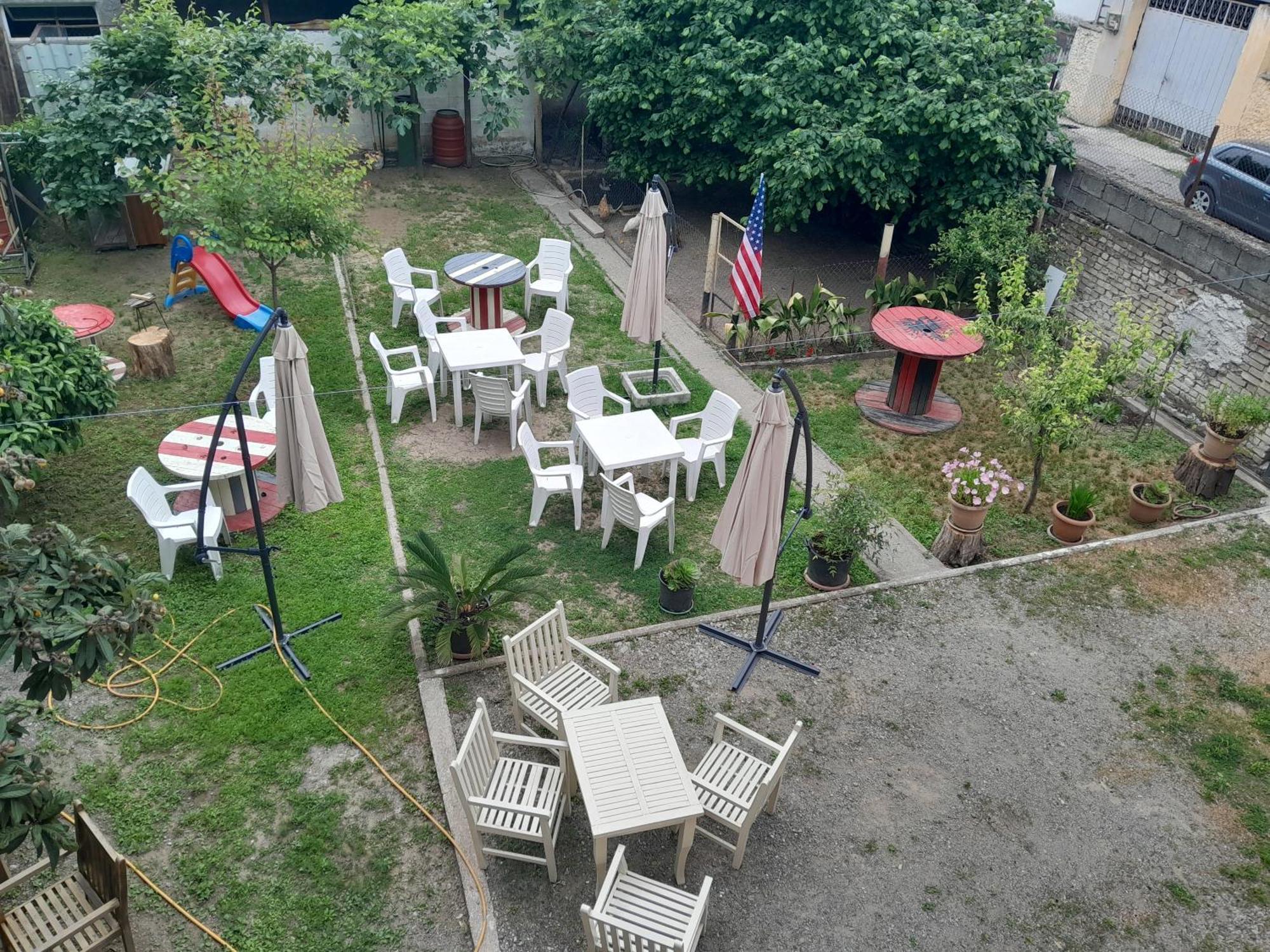 Blissful Hostel Shkodër Exterior foto